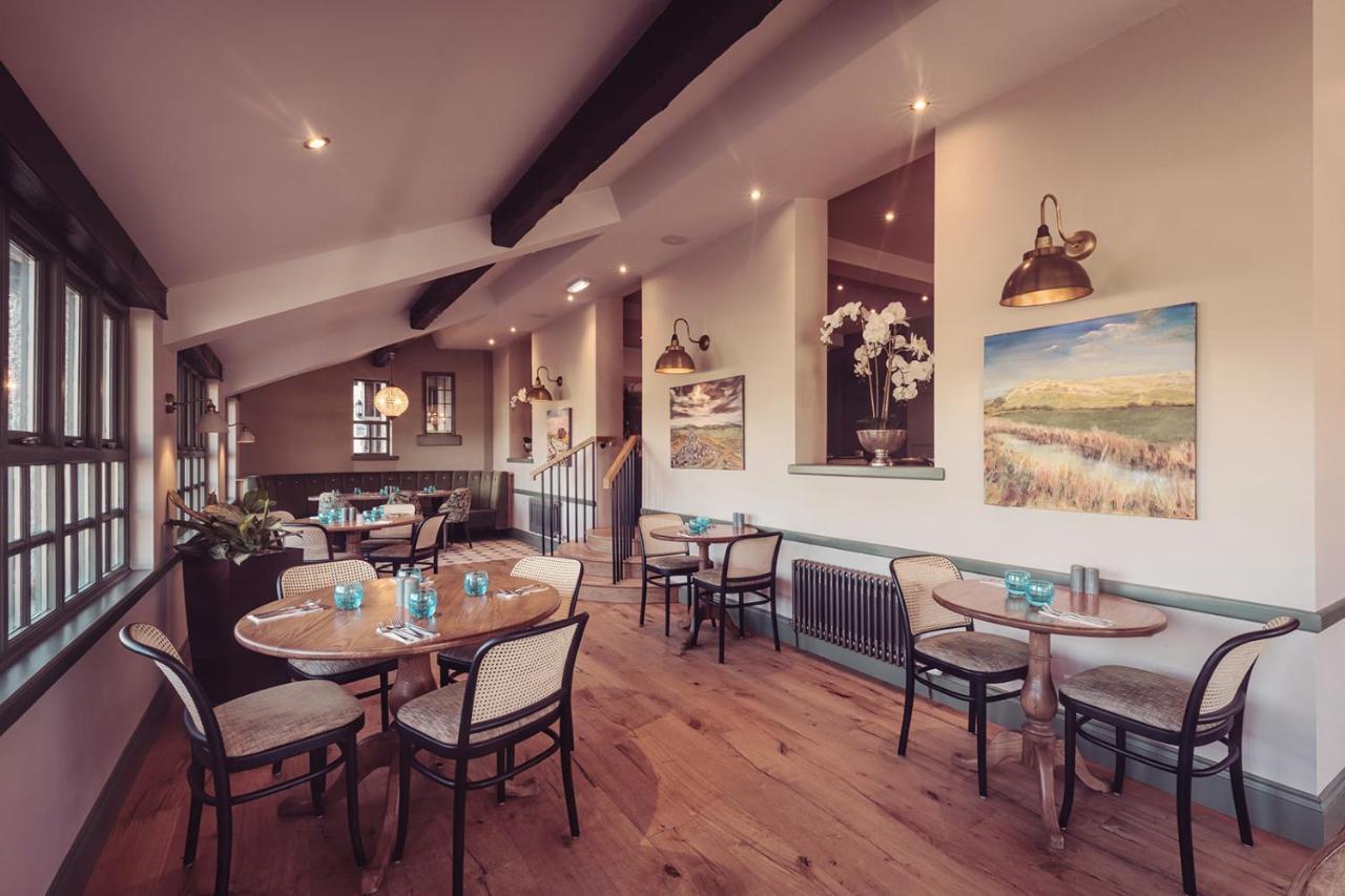 Longlands Inn & Cottages Carnforth Εξωτερικό φωτογραφία The restaurant at The Old Ship Hotel